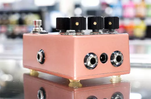 Store Special Product - Walrus Audio - Monument Tremolo V2 Pedal